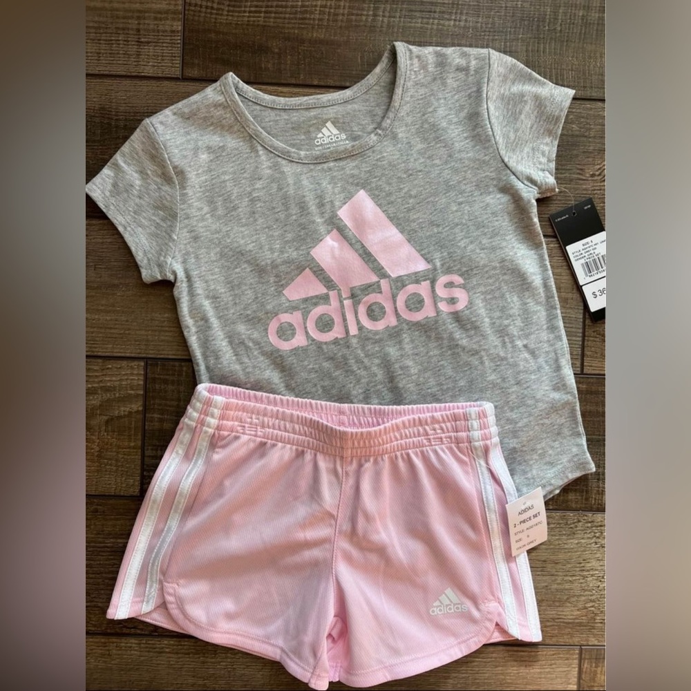 Adidas Girl Outfit Set size 5 Athletic New with Tags